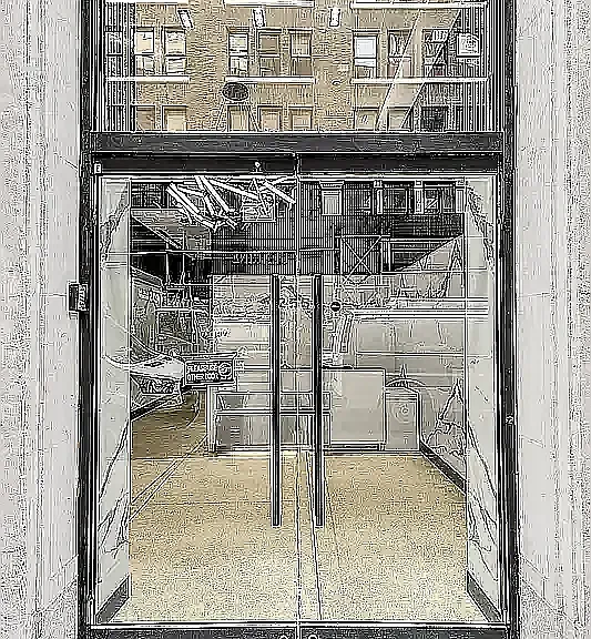 255 W 36th St #1005 — Photo 8
