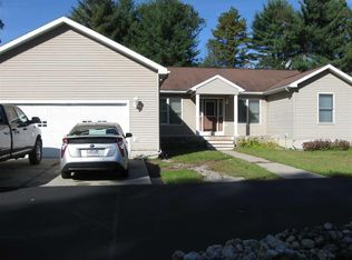 686 Corinth Rd, Queensbury, NY 12804