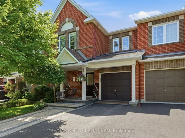 64 Collington St, Ottawa, ON K2G 6X3