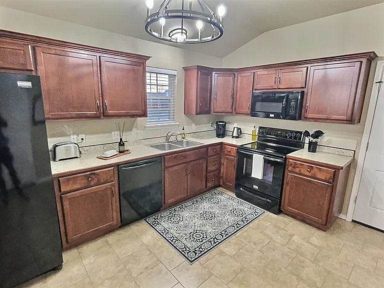 2326 S Joplin Ave — Photo 7