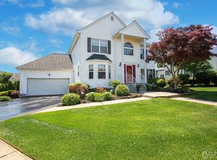 18 Parker Ct, South Amboy, NJ 08879