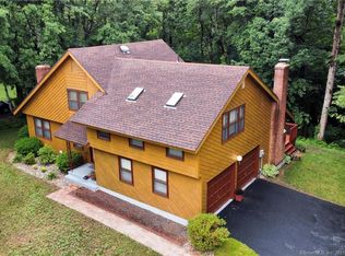 10 Woodduck Farms Rd, Windsor, CT 06095