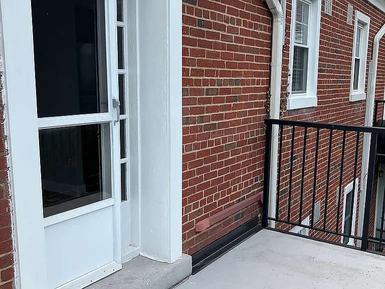 2980 S Columbia St #C2 — Photo 32