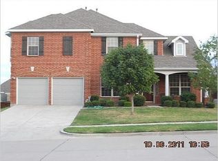427 E Sandra Ln, Grand Prairie, TX 75052