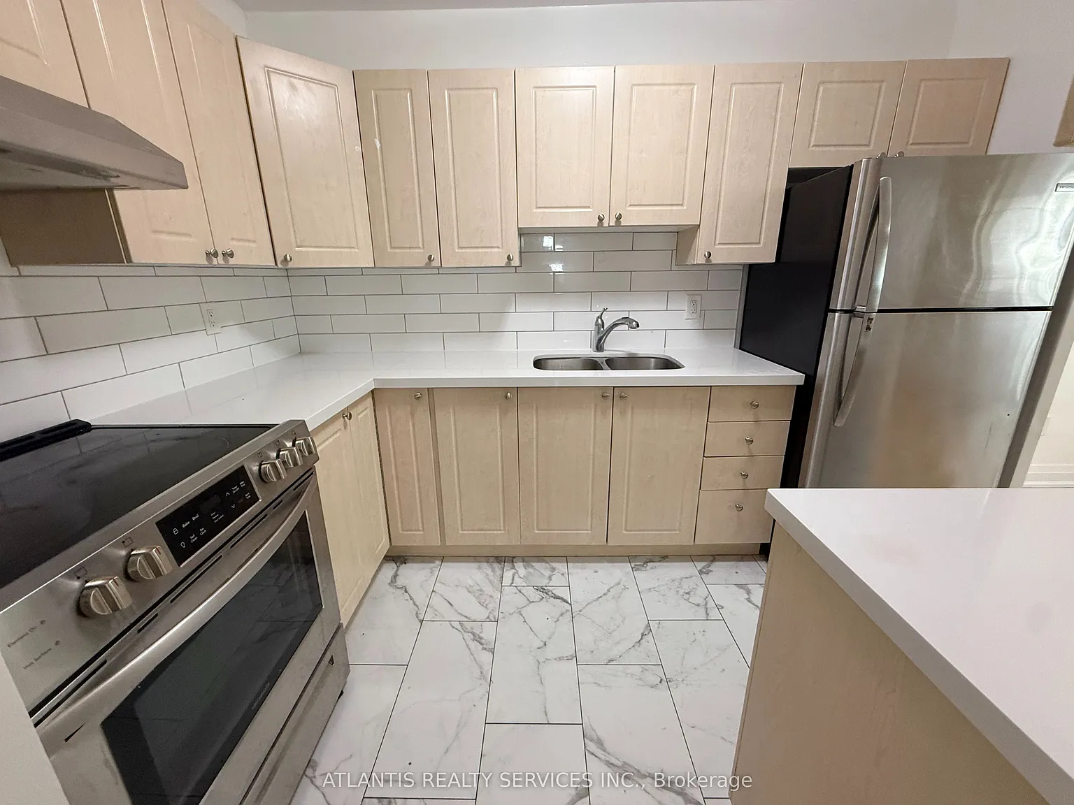 2 bed, $2,350 — Photo 2