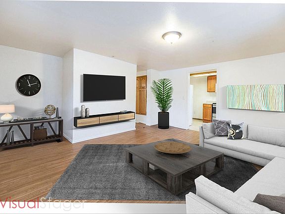 2nd image of 940 Lupine St