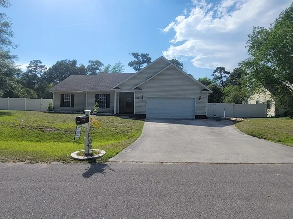 211 Marsh Hen Ct, Swansboro, NC 28584