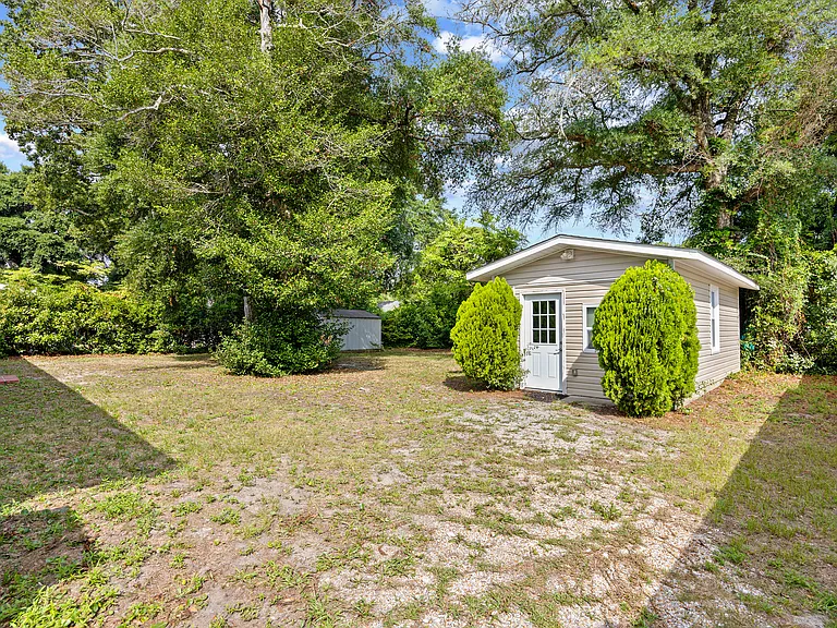 807 Bellamy Rd — Photo 56
