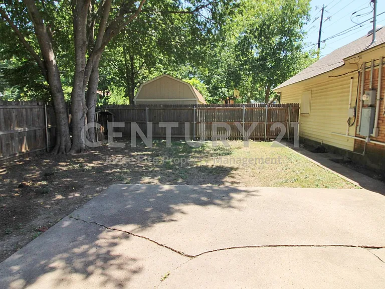 900 Valley Ridge Dr — Photo 20