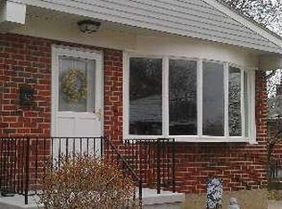 605 Almond Ave, Baltimore, MD 21221
