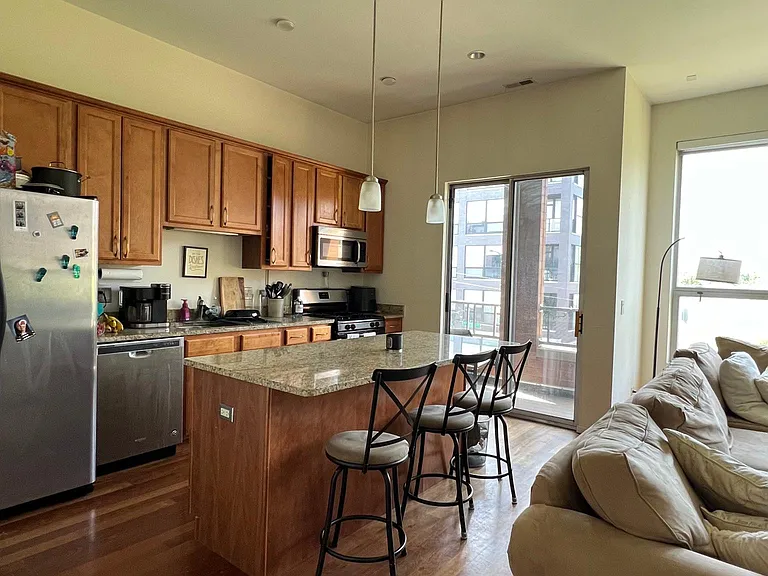 1719 N Western Ave #3 — Photo 9