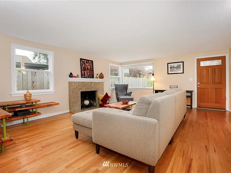 6542 23rd Ave NE — Photo 13