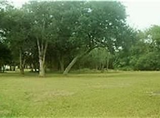 250 S Shirley St, Alvin, TX 77511