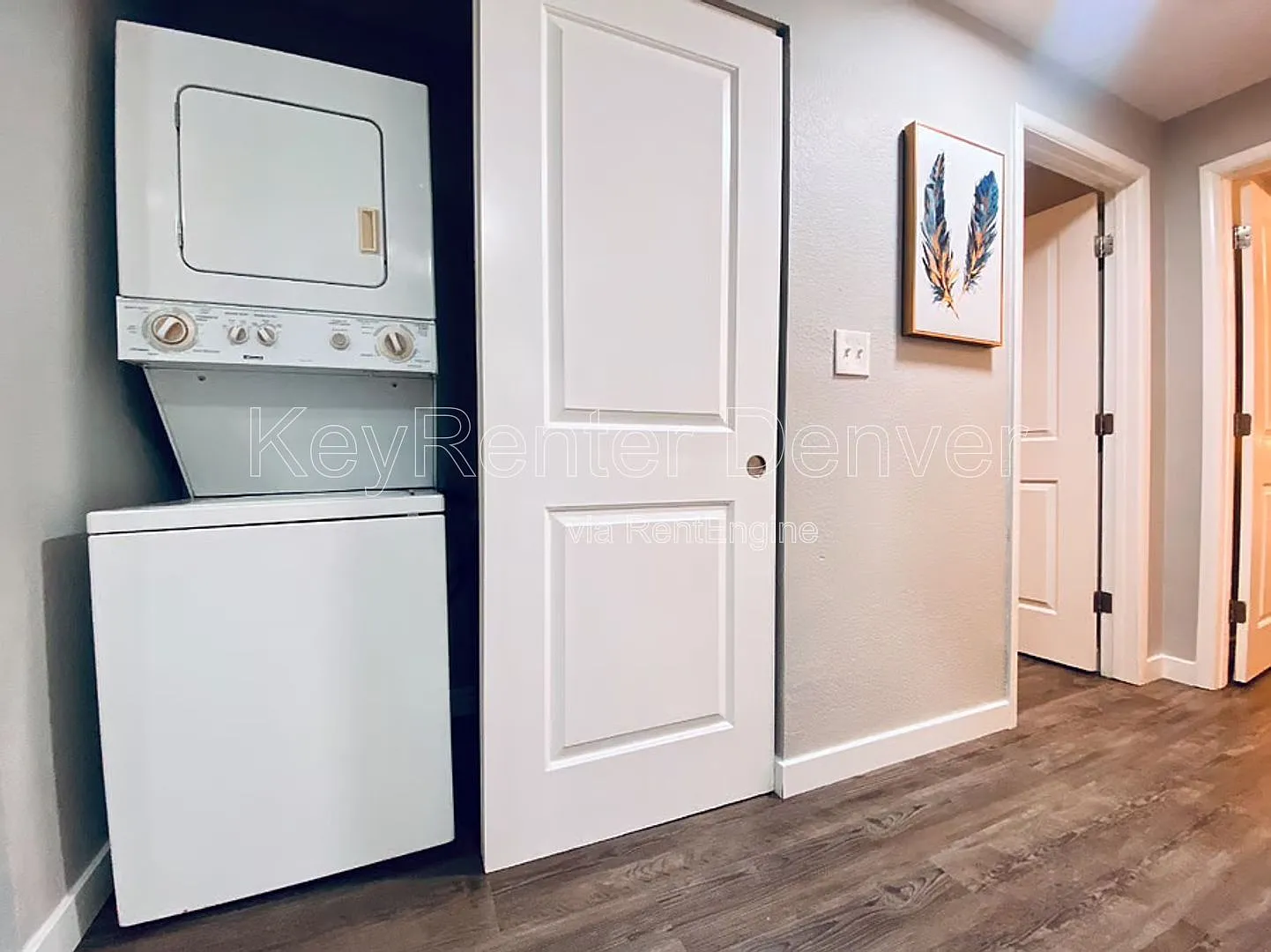 2 bed, 1.0 bath, 900 sqft, $1,800 — Photo 4