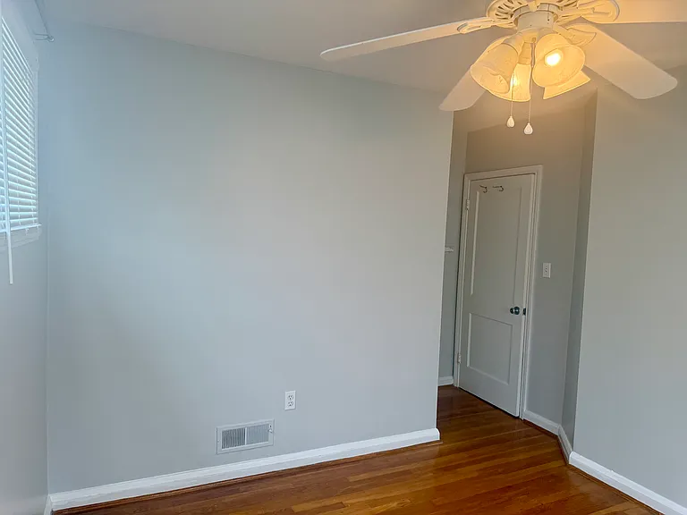 1327 Walker Ave — Photo 16