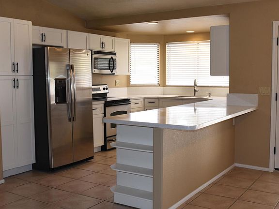 4th image of 11007 W Sunflower Pl