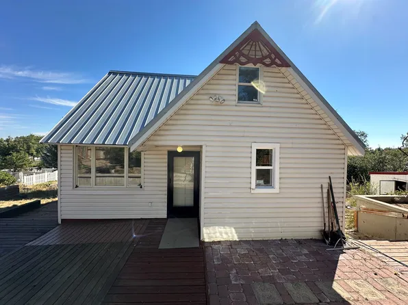 245 N Roanoke Ave, Hines, OR 97738