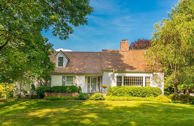 Rogers front view close up.jpg