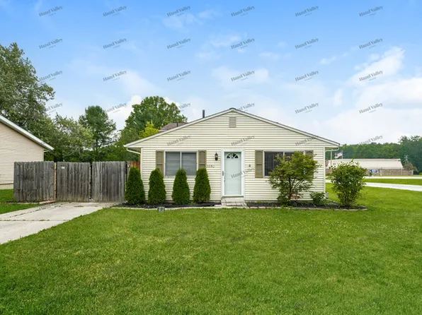 5592 Lear Nagle Rd, North Ridgeville, OH 44039