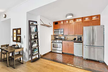 Rented by Cooper & Cooper Real Estate