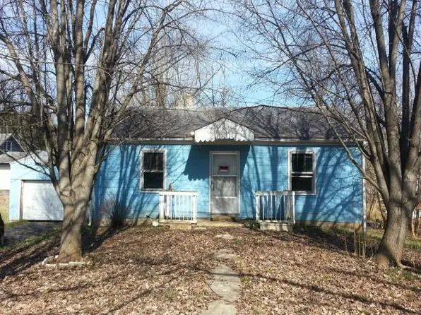 5613 Fort Henry Dr, Kingsport, TN 37663