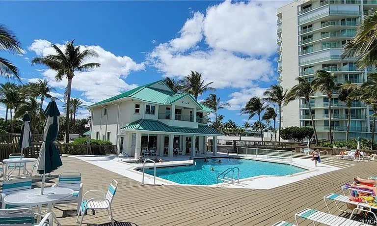 8600 S Ocean Dr #303 — Photo 34