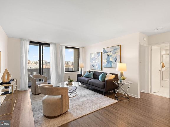 4th image of 300 M St SW #N808