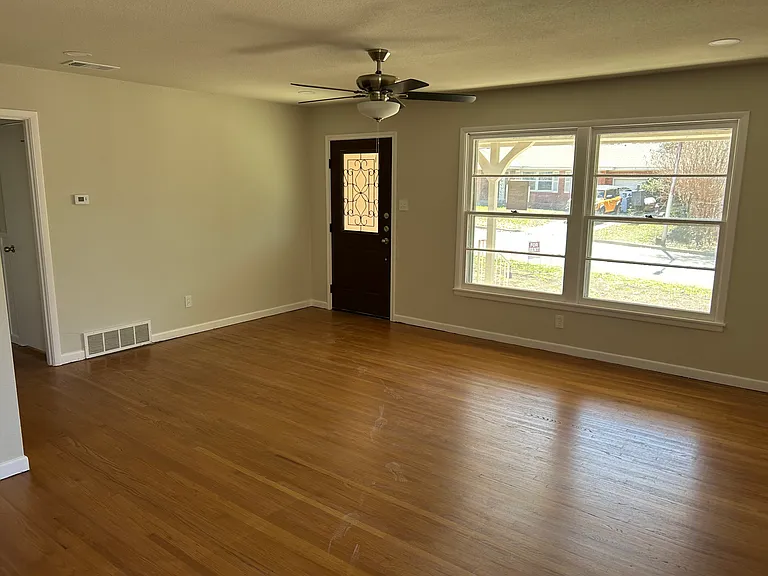 3404 Martin Lydon Ave — Photo 10
