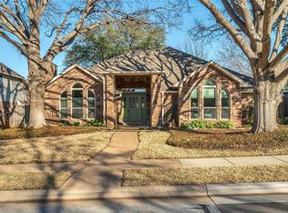 4019 Whitby Ln, Grapevine, TX 76051