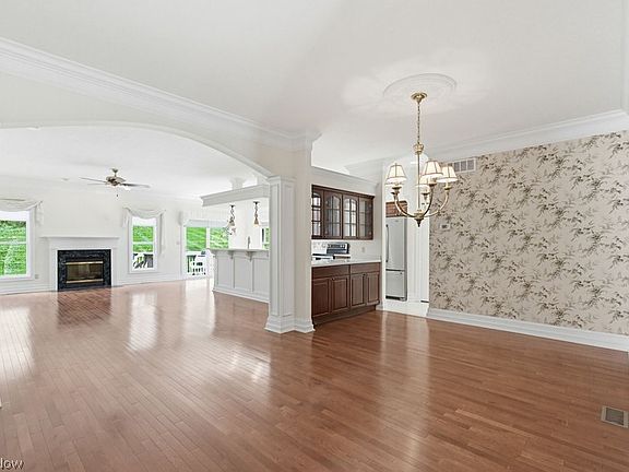 5th image of 2345 Heron Crest Dr