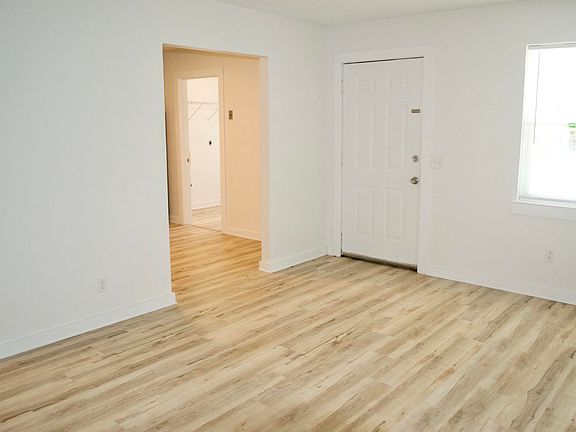4th image of 5717 Rebecca Ct APT A