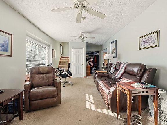 5th image of 661 Mill Rd