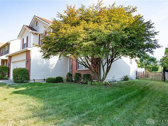 2nd image of 233 Laurel Glen Dr