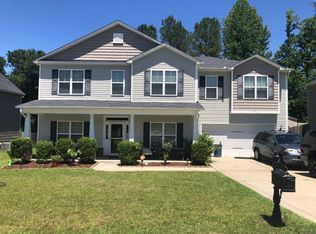 124 Birch Ave, Spring Lake, NC 28390