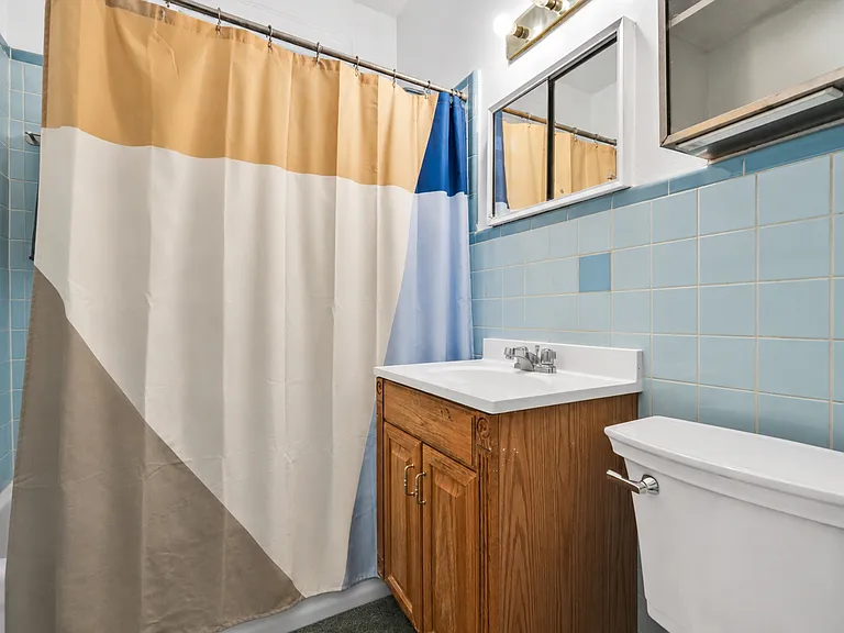2709 Newtown Ave #1 — Photo 12