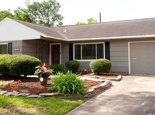 7415 Schiller St, Houston, TX 77055