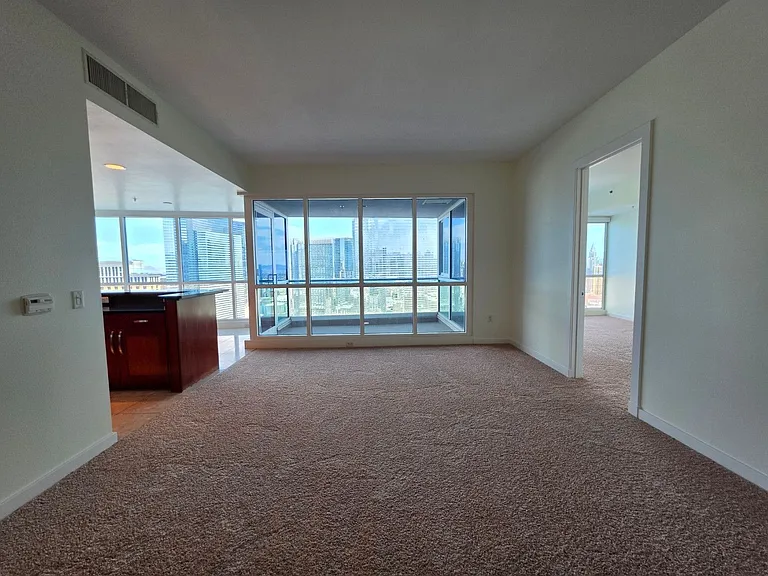 4525 Dean Martin Dr #2807 — Photo 7