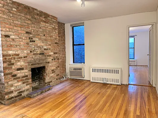 Rented by Compass | media 7