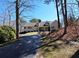 18 Westchester Way, Cummaquid, MA 02637