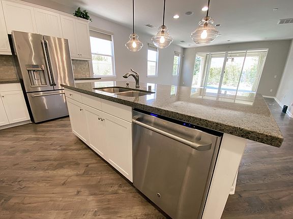 4th image of 36404 Tenino Ct