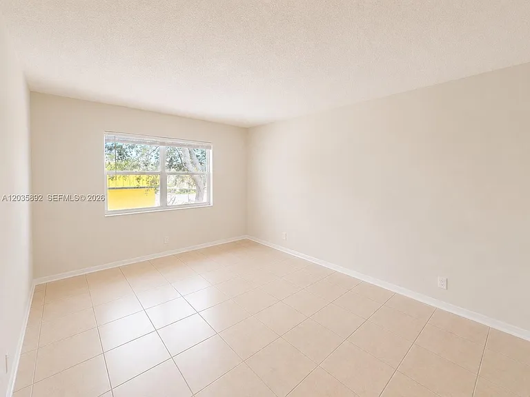 280 S Cypress Rd #310 — Photo 7