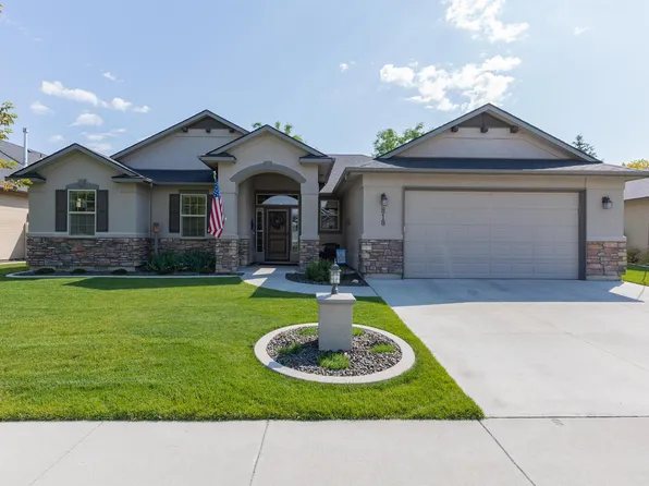 818 W Dallan Woods Way, Nampa, ID 83686