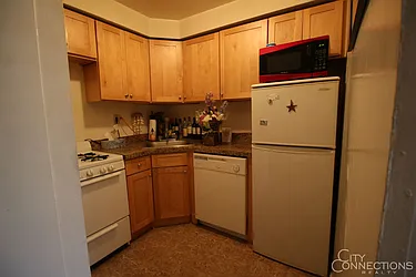 Rented by City Connections Realty