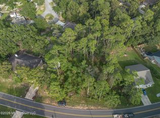84128 Bayou Dr, Diamondhead, MS 39525