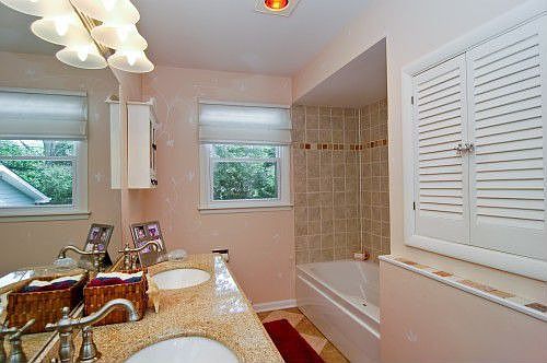 4th image of 309 Basswood Dr