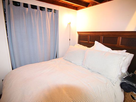 5th image of 127 W 85th St APT 1A