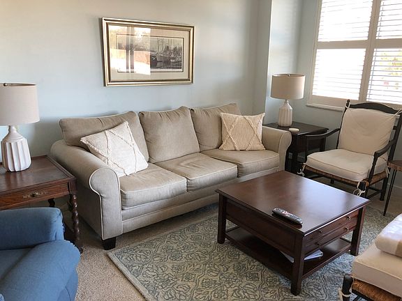 3rd image of 1470 Wood Ave APT 201