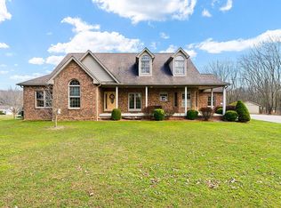 2351 S Hubbard Rd, Lowellville, OH 44436