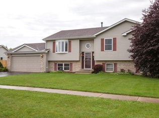 407 Wedgewood Trl, McHenry, IL 60050