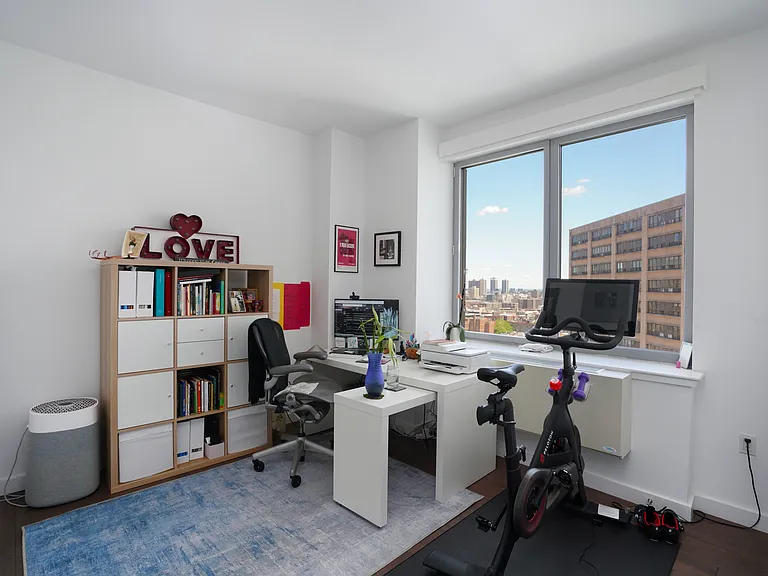 321 W 110th St #13B — Photo 8